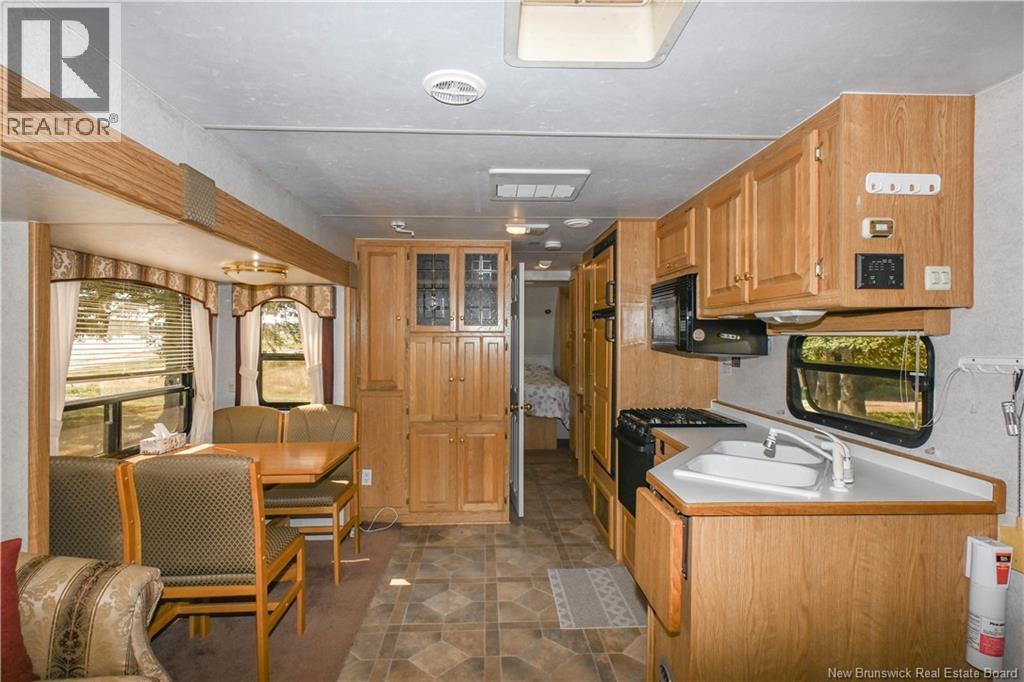 18 Belle Ile en Mer Lane - Image 39