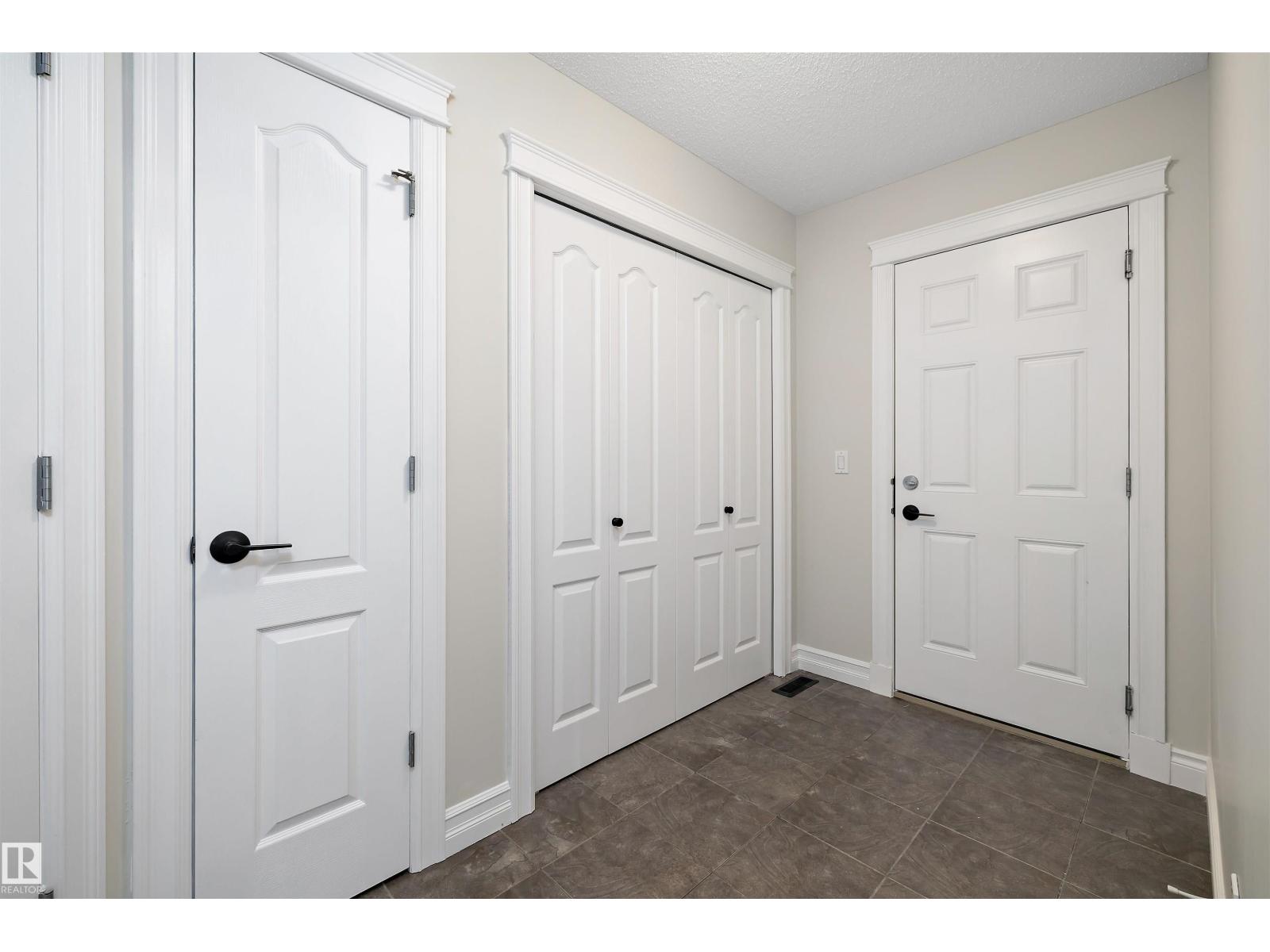 178 WOODBEND Way - Photo 8