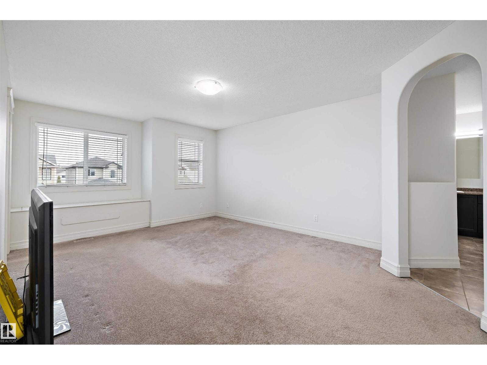 178 WOODBEND WY - 22