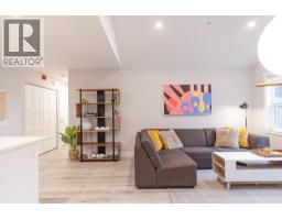 1 950 Woodsworth Road, Gibsons, BC V0N1V7 Photo 7
