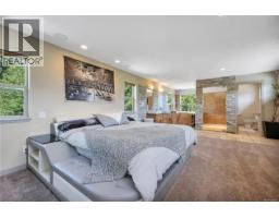 Entrance - 1680 Peligren Pl, Qualicum Beach, BC V9K2S3 Photo 6