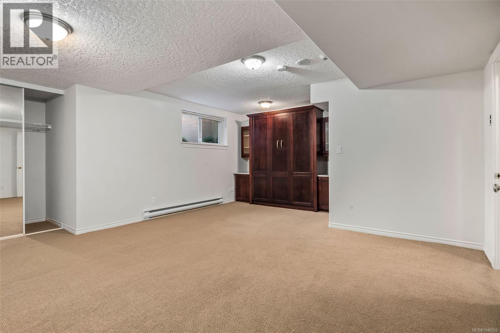 #106 75 Songhees Rd - 53