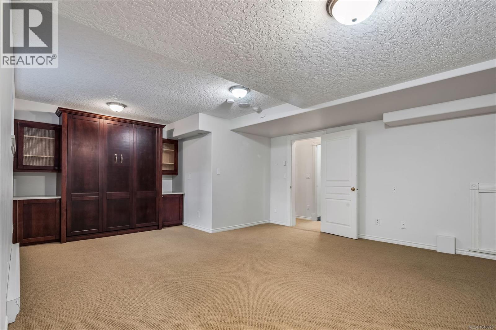 #106 75 Songhees Rd - 54