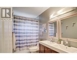 304 Fernwood Avenue, Oshawa, ON L1G2H7 Photo 8