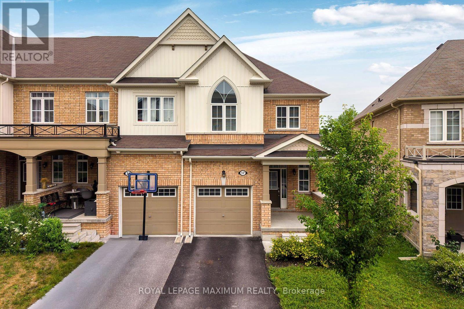 17 BRENT CRESCENT - 30