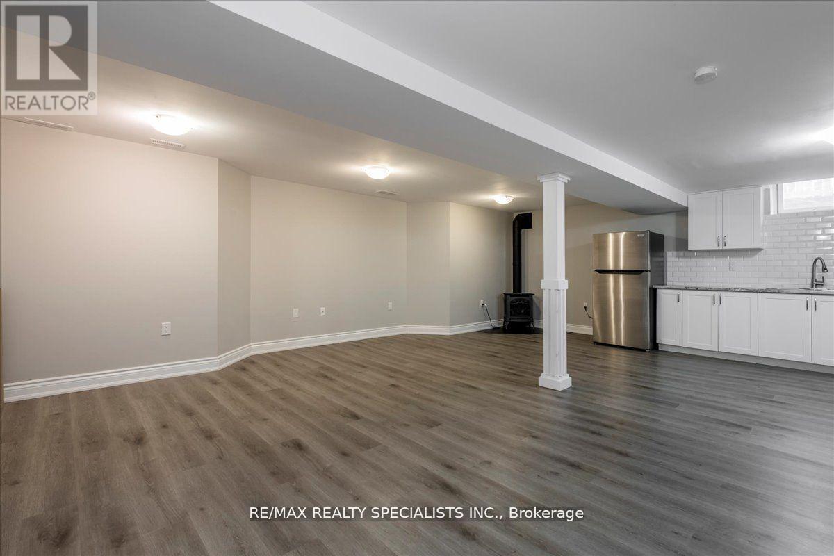 1165 MITCHELL COURT - Image 32