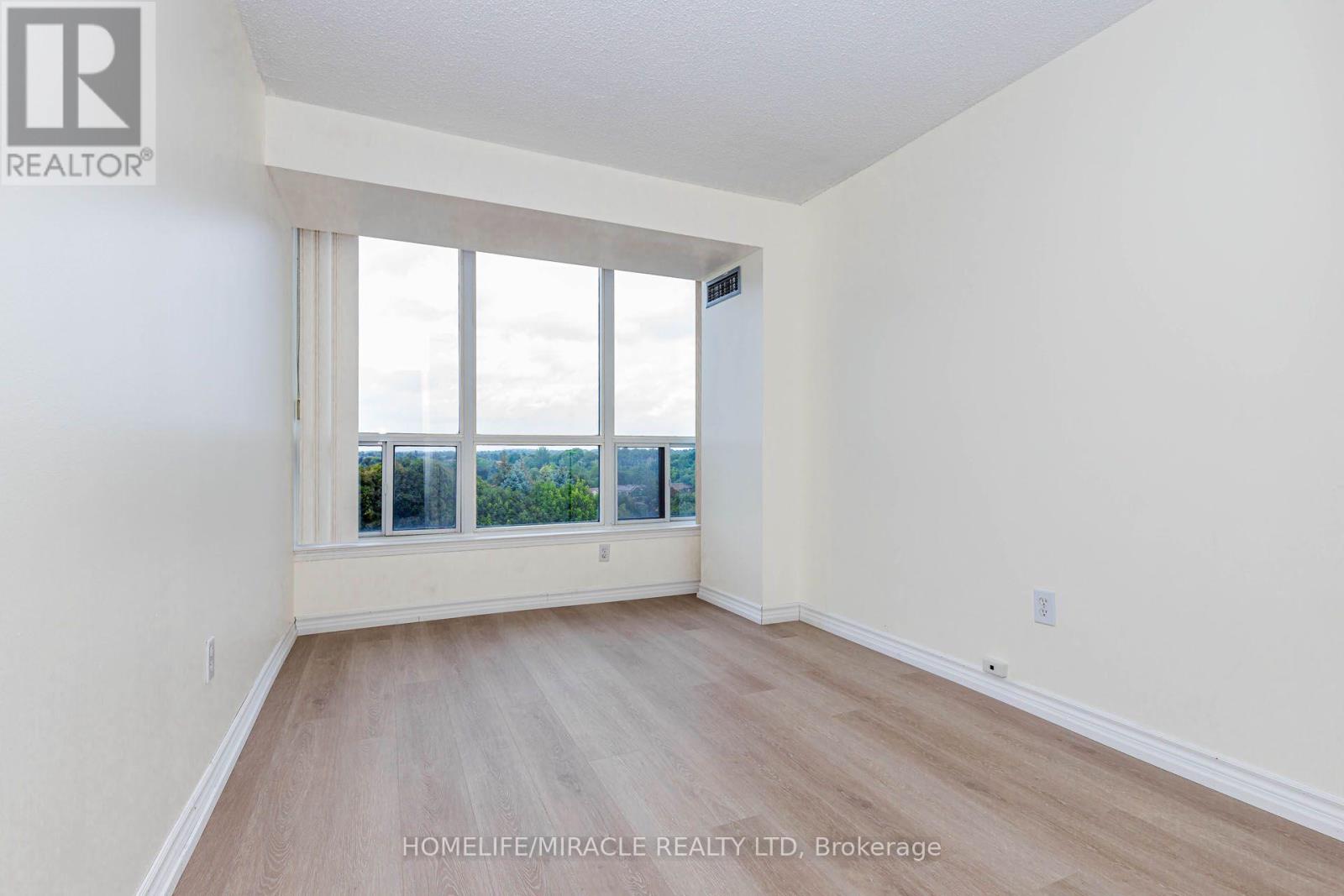 #804 12 LAURELCREST STREET - Image 35