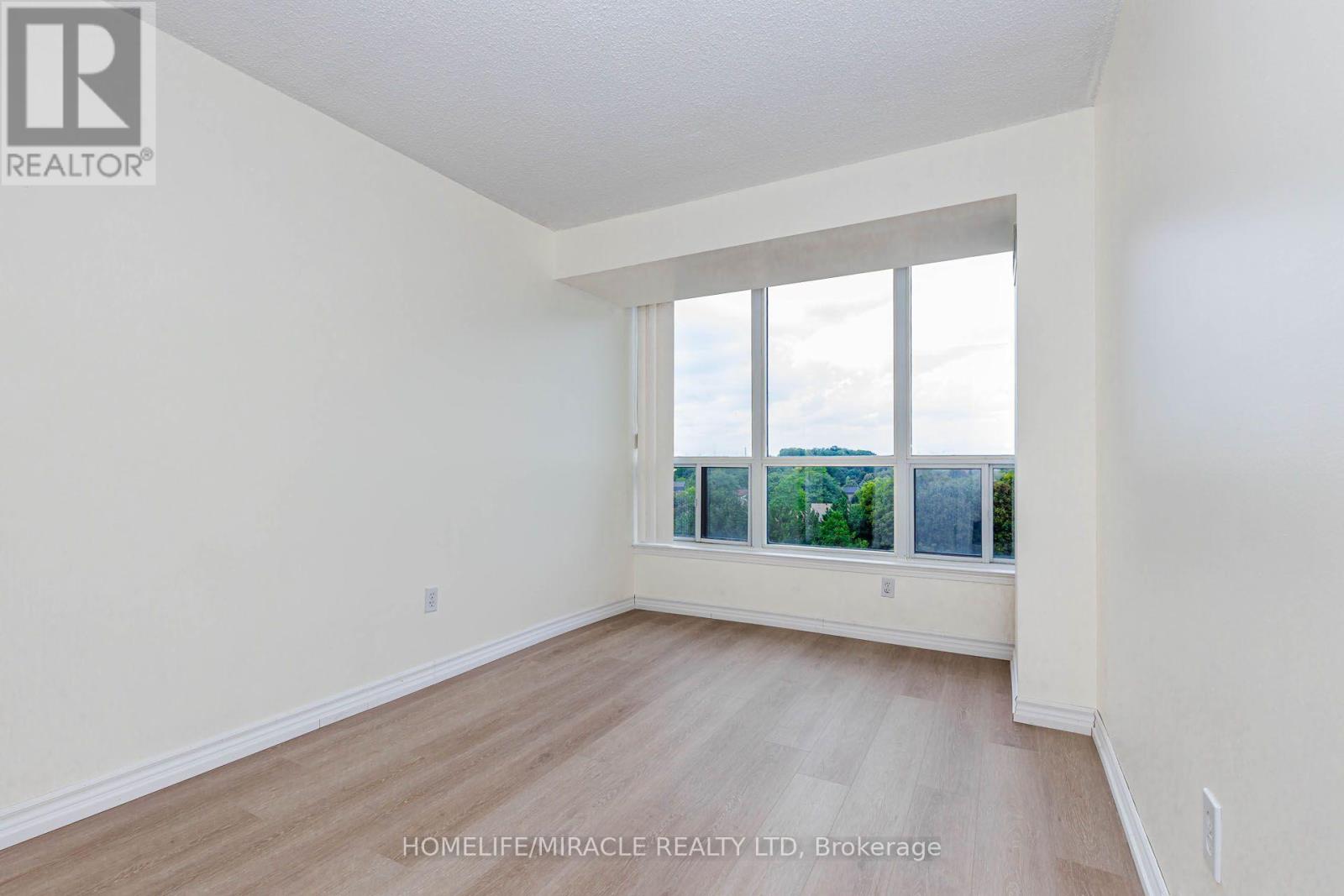 #804 12 LAURELCREST STREET - Image 36