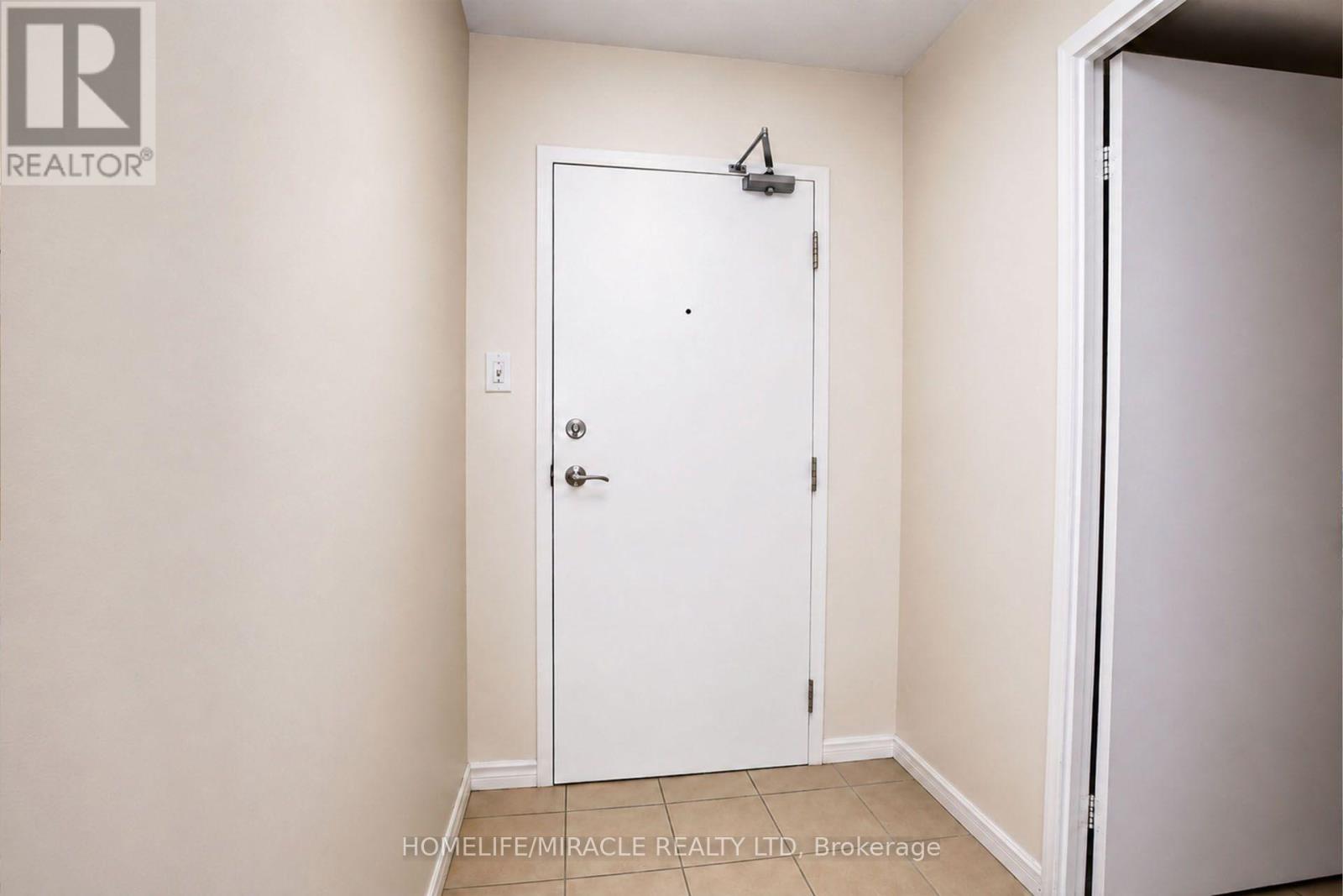 #804 12 LAURELCREST STREET - 7