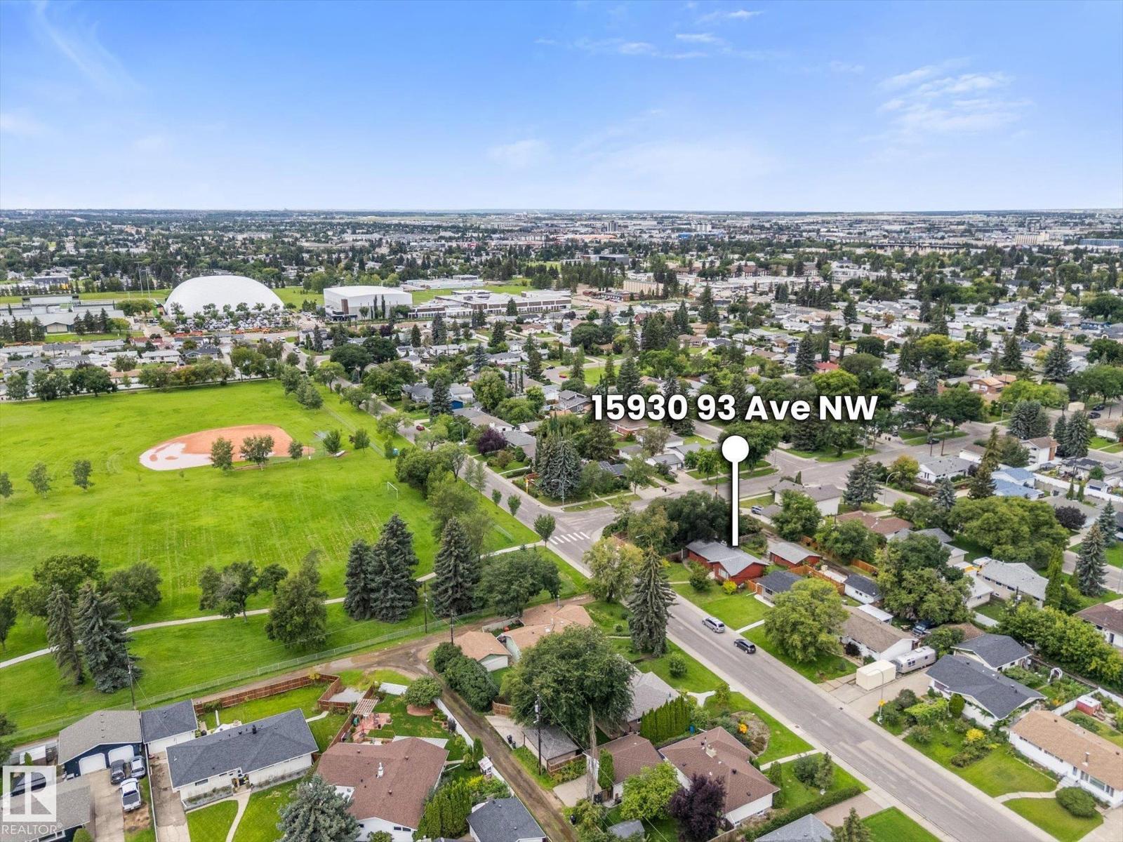 15930 93 AV NW - 37