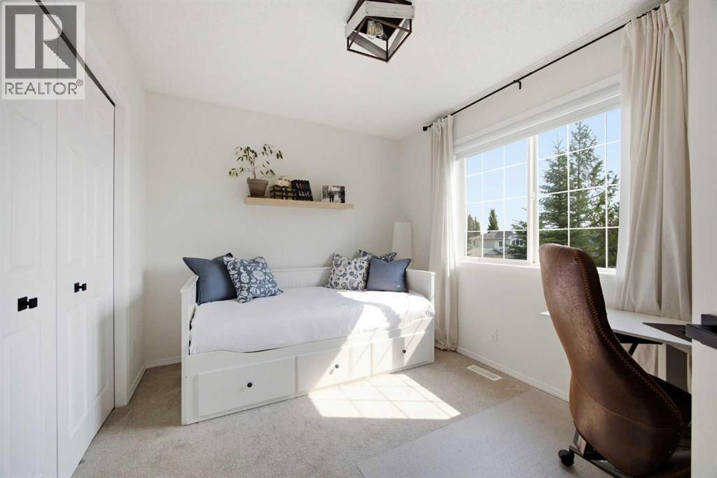100 Bow Ridge Crescent - Photo 22