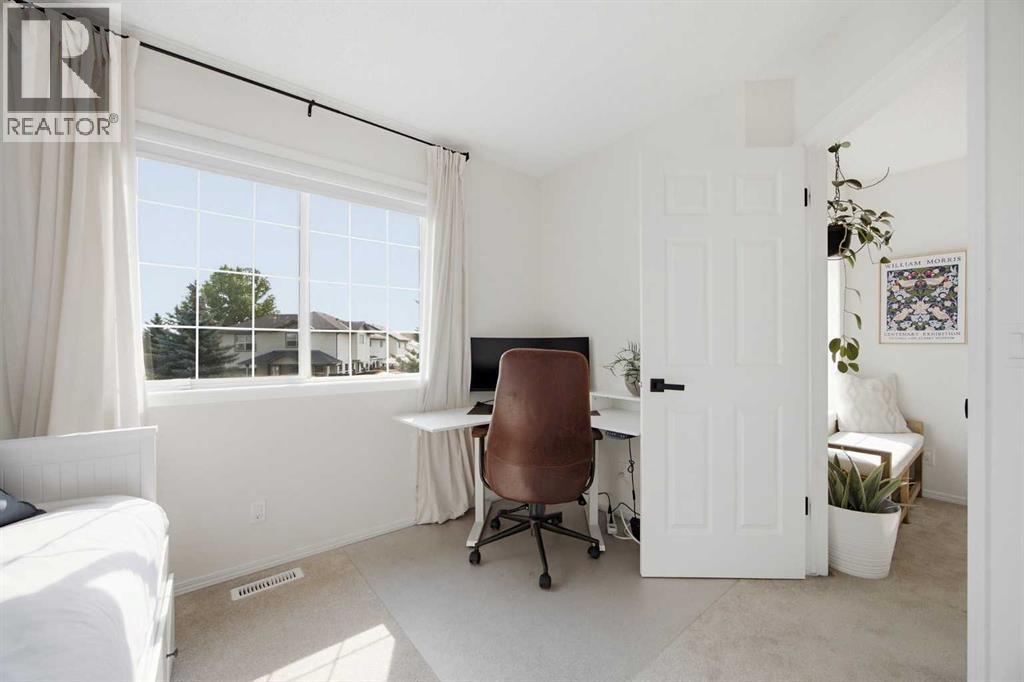 100 Bow Ridge Crescent - Photo 23