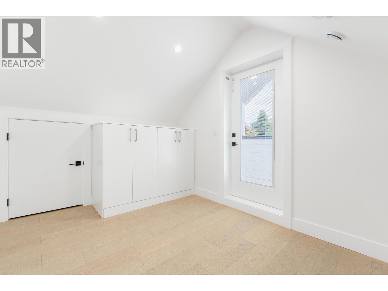 5 Bed, 5 Bath House for Sale in Vancouver – 2972 VENABLES STREET, Vancouver – MLS# R3152410 - Image 47