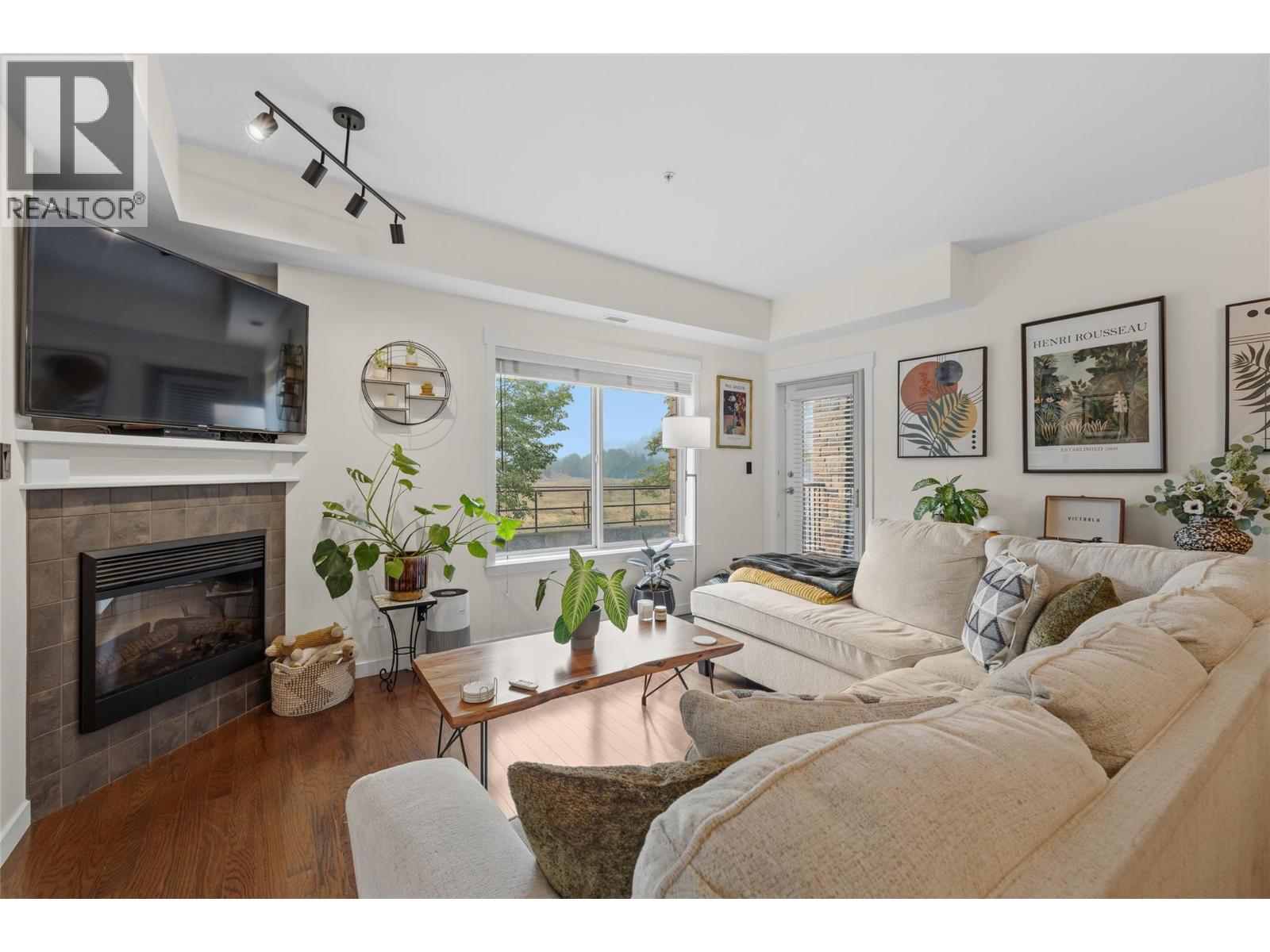 108 1957 Kane Road, Kelowna