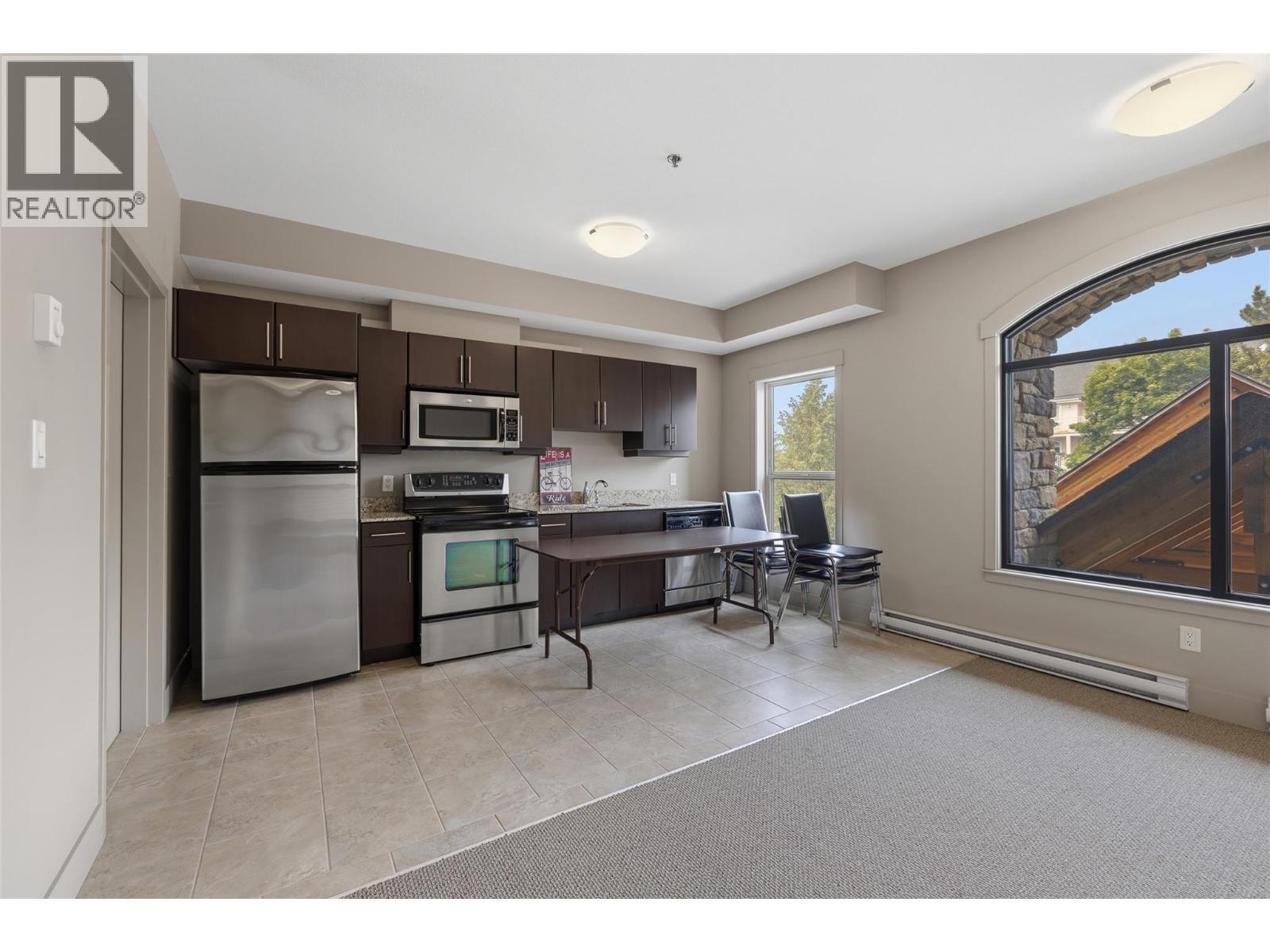 108 1957 Kane Road, Kelowna