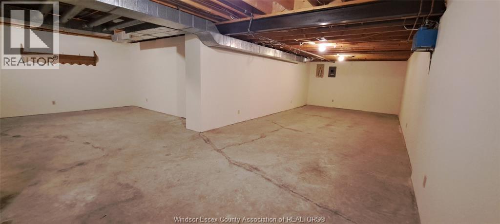 3431 ANCASTER COURT - 31