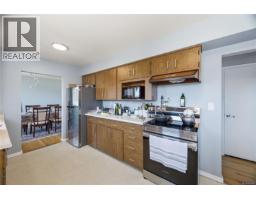 Bathroom - 3971 Cedarwood St, Saanich, BC V8N3N3 Photo 15