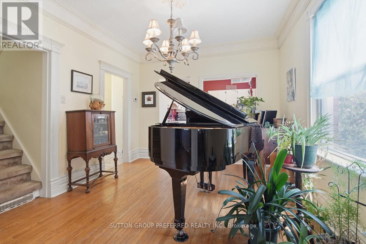 178 EAST STREET - 11
