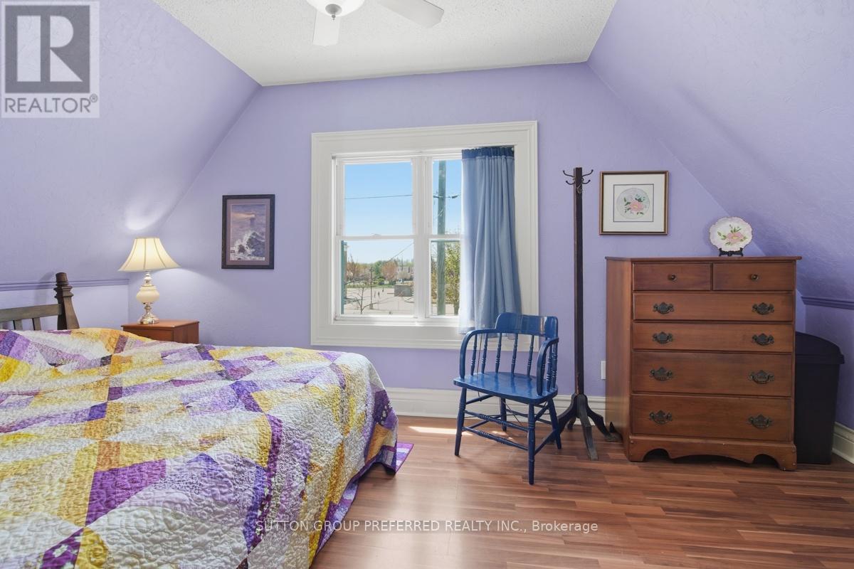 178 EAST STREET - 25