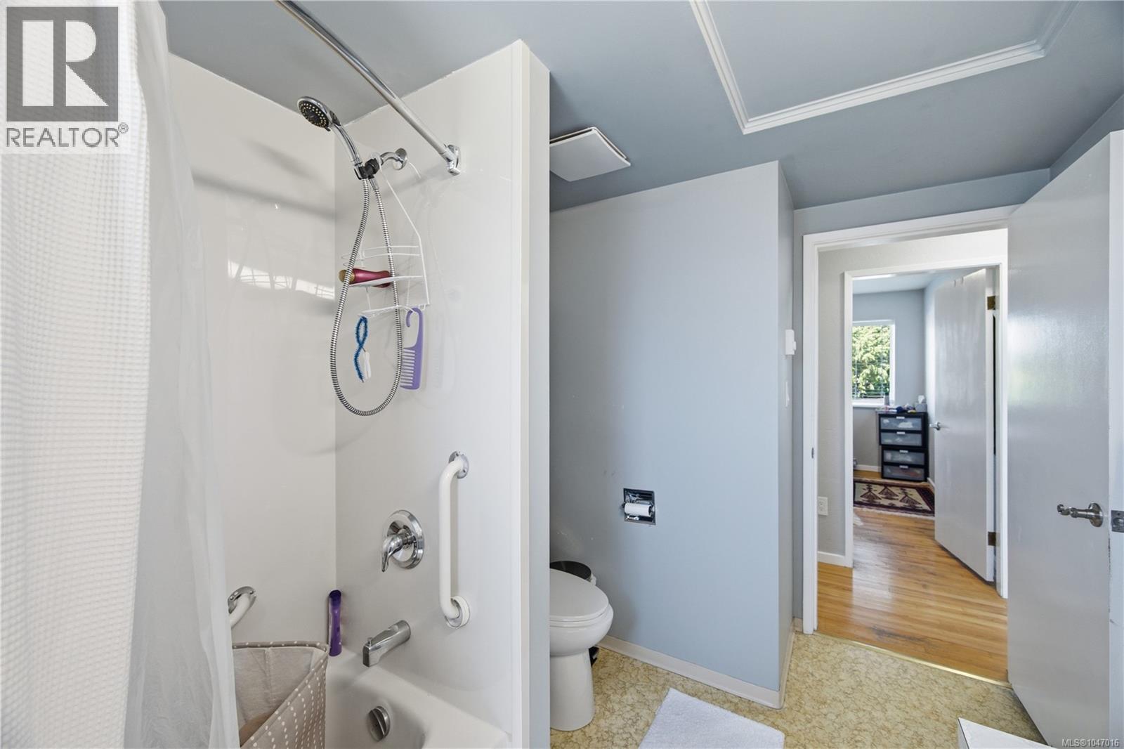  3971 Cedarwood Street, Saanich
