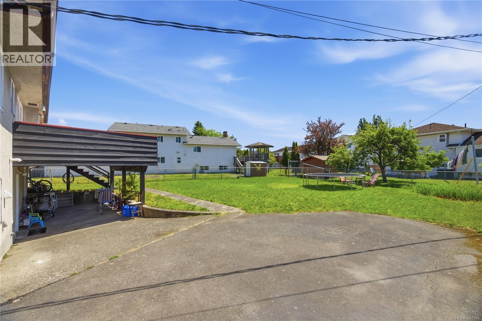  3971 Cedarwood Street, Saanich