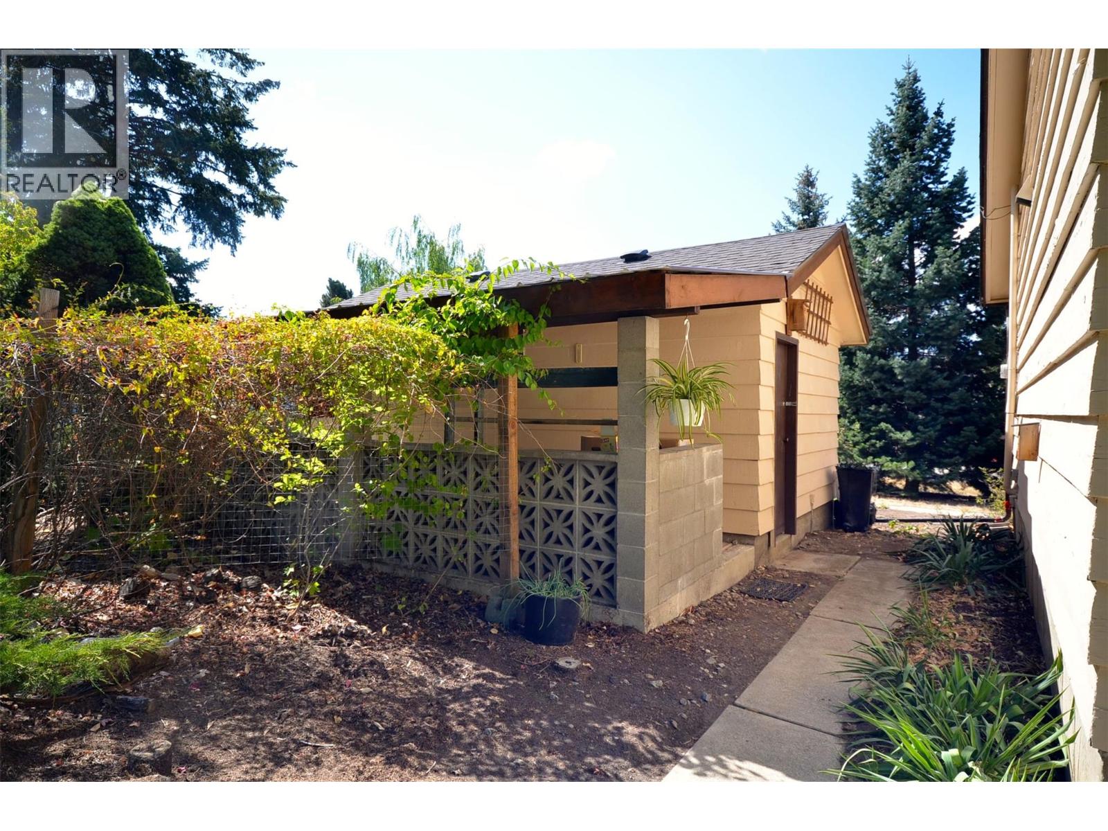 7609 Cunliffe Road - 18
