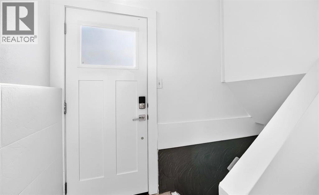 411 Woodland Crescent Southeast - Photo 23