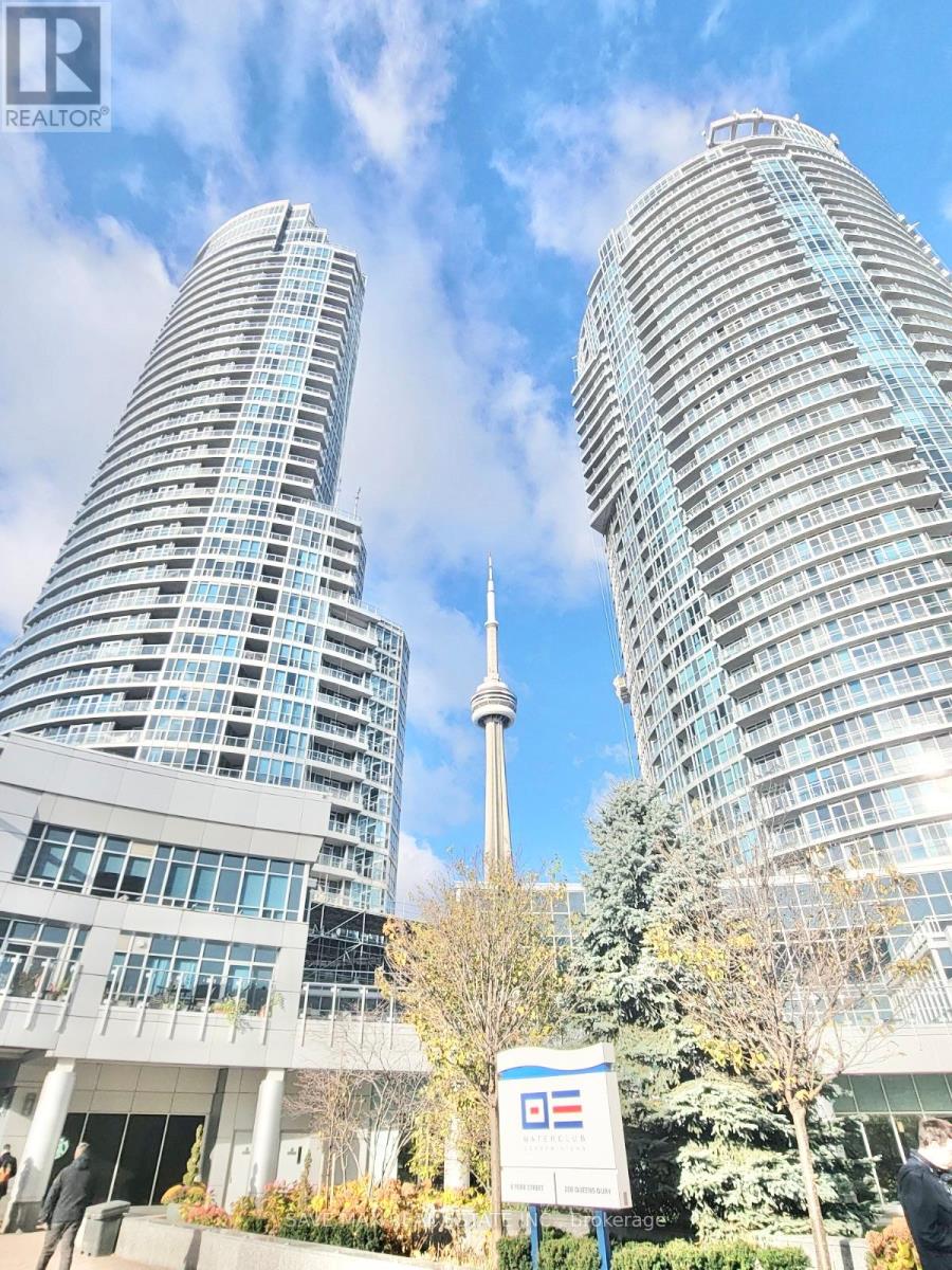 Photo of 208 Queens Quay