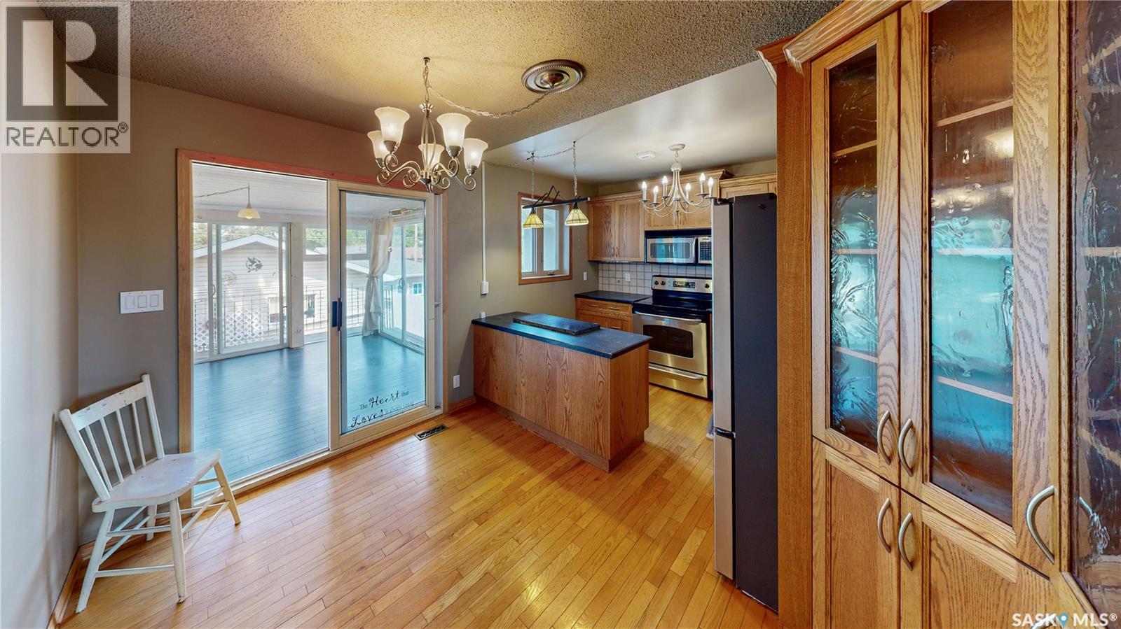6524 Dewdney AVENUE - Image 8