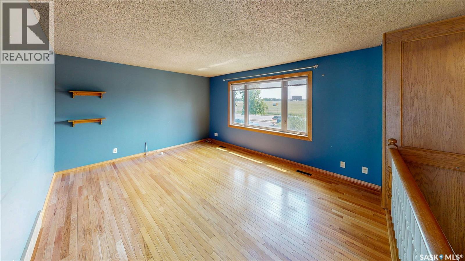 6524 Dewdney AVENUE - Image 5