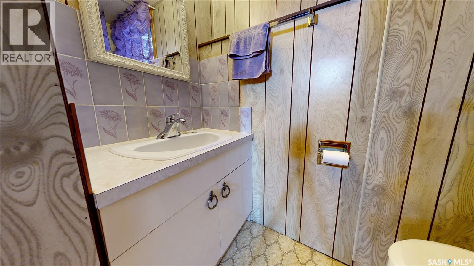 6524 Dewdney AVENUE - Image 32
