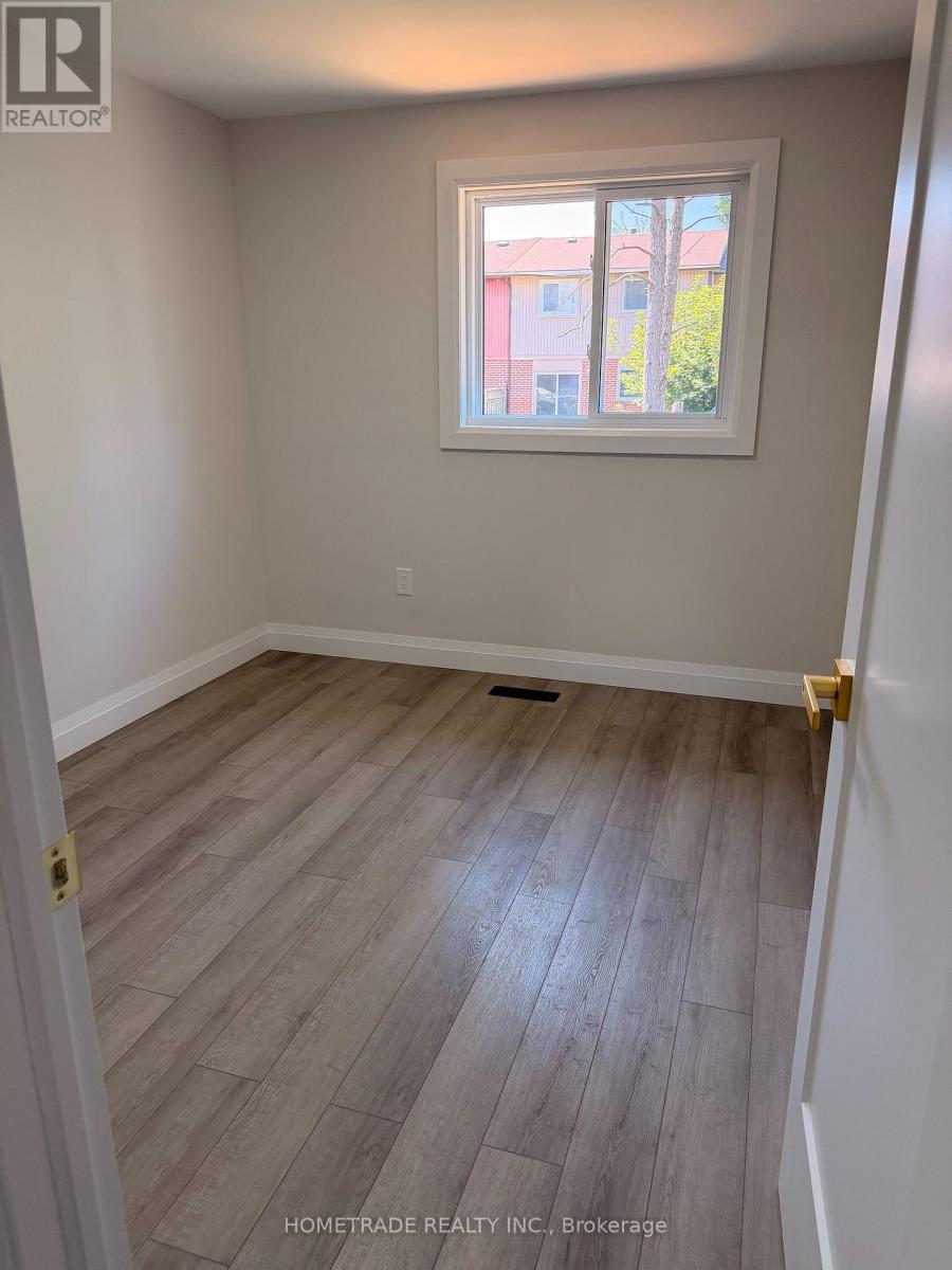 14 CHAUCER CRESCENT - 13