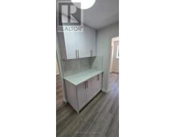 14 Chaucer Crescent, Barrie, ON L4N4T7 Photo 7