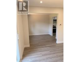 14 Chaucer Crescent, Barrie, ON L4N4T7 Photo 9