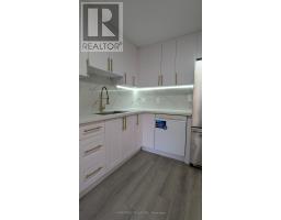14 Chaucer Crescent, Barrie, ON L4N4T7 Photo 8