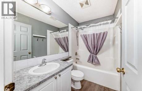 202 Saddlemead Green Northeast - Photo 7