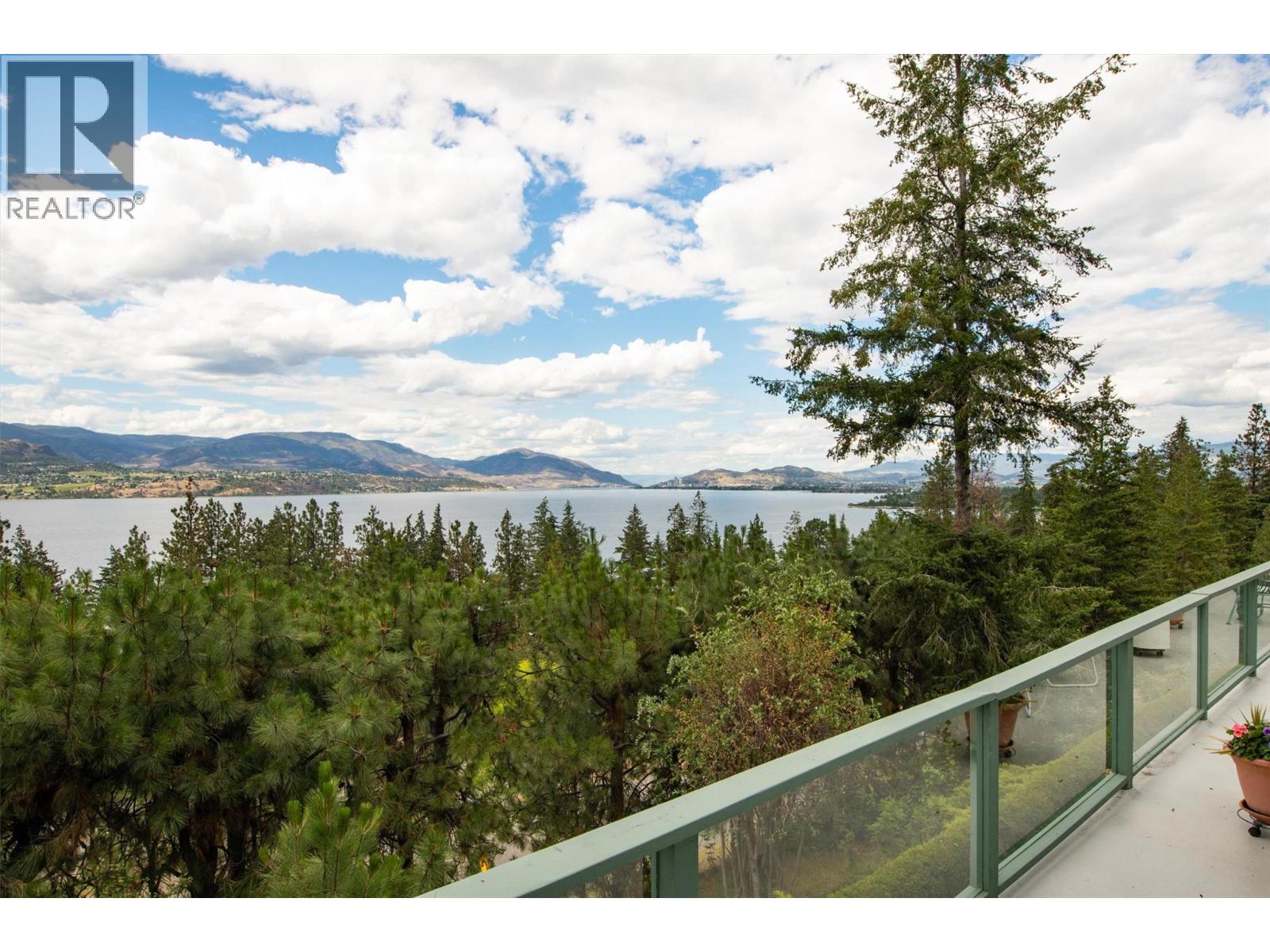 424 Edgemont Court - 66