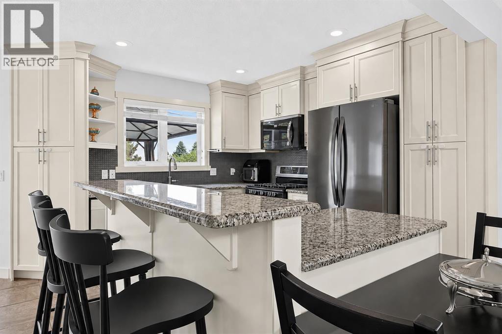 2888 Signal Hill Drive SW - 11