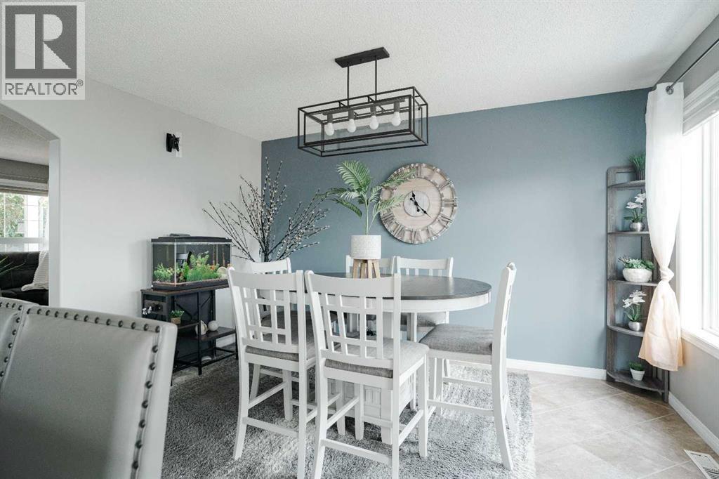 312 Diefenbaker Drive, Fort McMurray