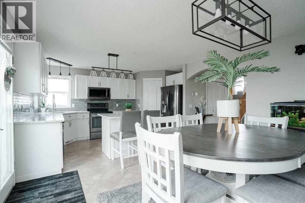 312 Diefenbaker Drive, Fort McMurray