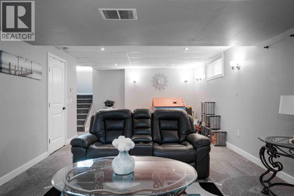 312 Diefenbaker Drive, Fort McMurray
