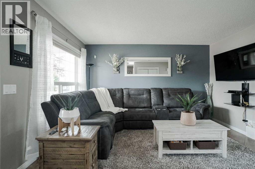 312 Diefenbaker Drive, Fort McMurray