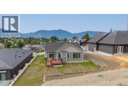 712 Mountain View Crescent, Creston, BC V0B1G5 Photo 38