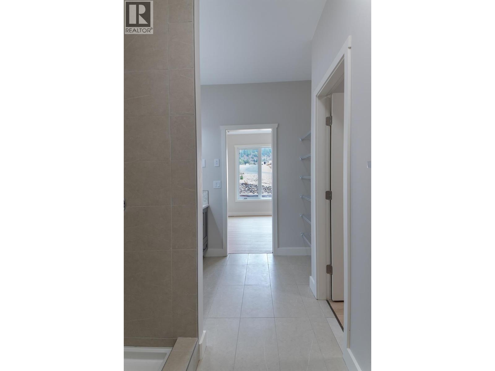 712 Mountain View Crescent, Creston