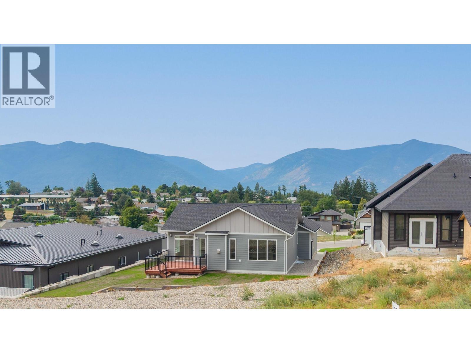 712 Mountain View Crescent, Creston
