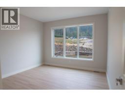 712 Mountain View Crescent, Creston, BC V0B1G5 Photo 17