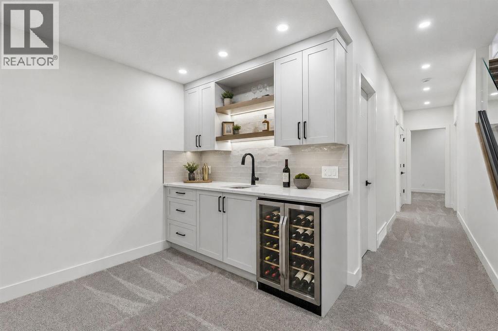 1810 19 Avenue NW - 35