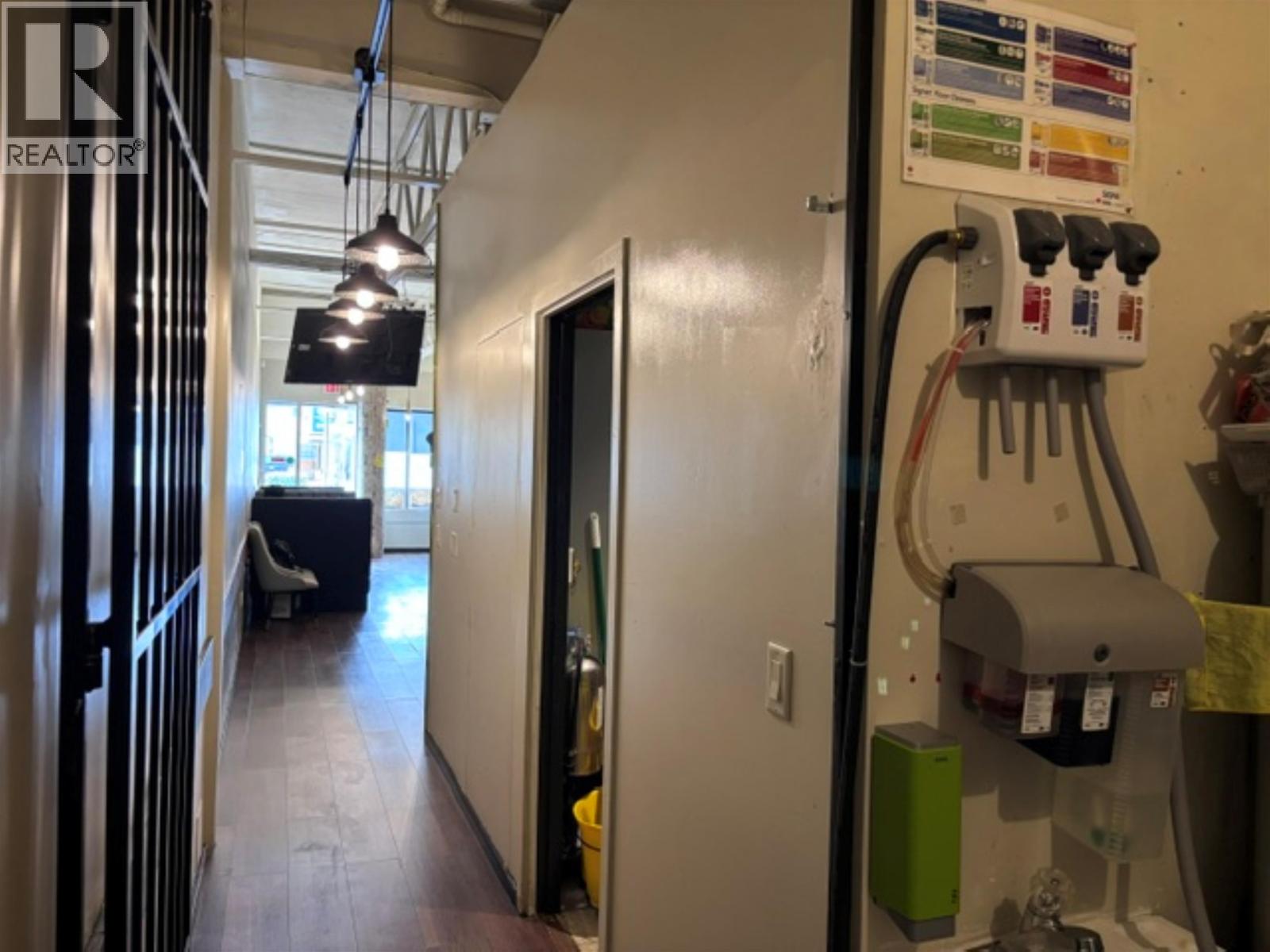 Business for Sale in Vancouver – 3188 MACDONALD STREET, Vancouver – MLS# C8081265 - Image 11