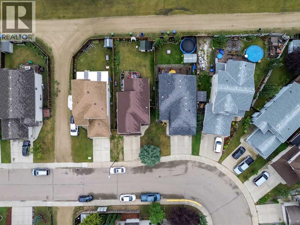56 Jones Crescent - 43