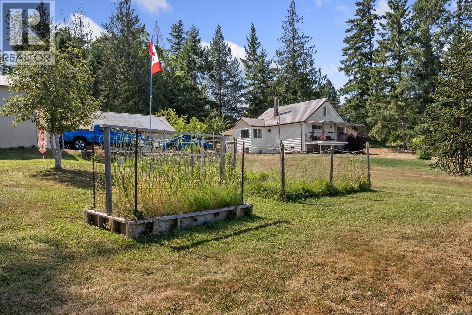 6249/6259 Island Hwy S, Union Bay